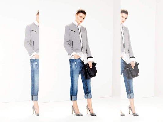 The boyfrienda wayBoyfriend jeans, low-rise con rolled cuffs by Banana Republic.