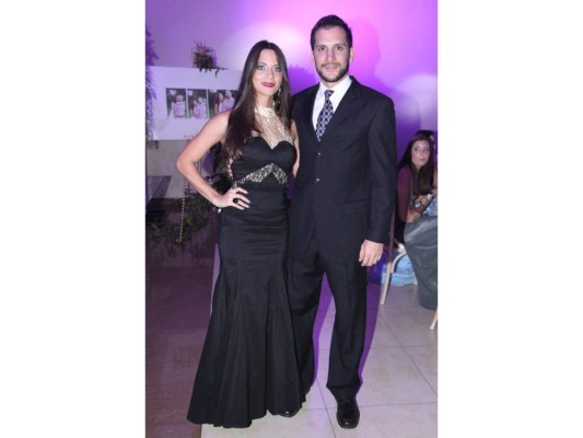 La boda de Ana Cecilia Heredia y Johnny Sikaffy