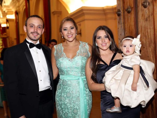 Boda de Dulce María Chacón e Iván Urzaiz