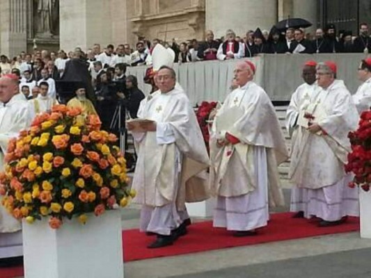 Juan XXIII y Juan Pablo II proclamados santos