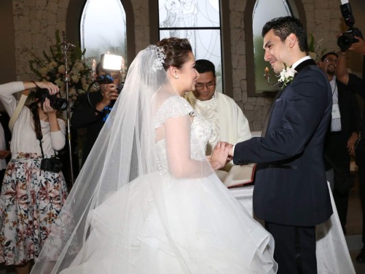 Boda de Julissa Andara y Alex Estrada