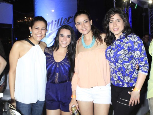 Miller Party en Acantilados del Caribe