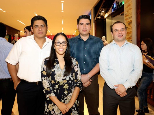 Jose Luis Alvarenga, Reizel Vilorio, Carlos Alvarado