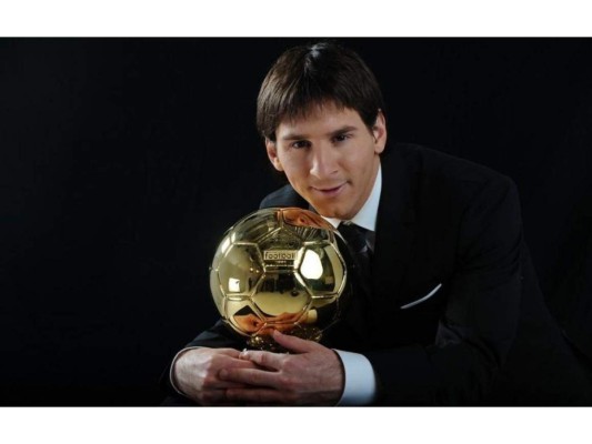 5. En el 2009 y, con tan solo 22 años, fue galardonado con su primer Balón de Oro.