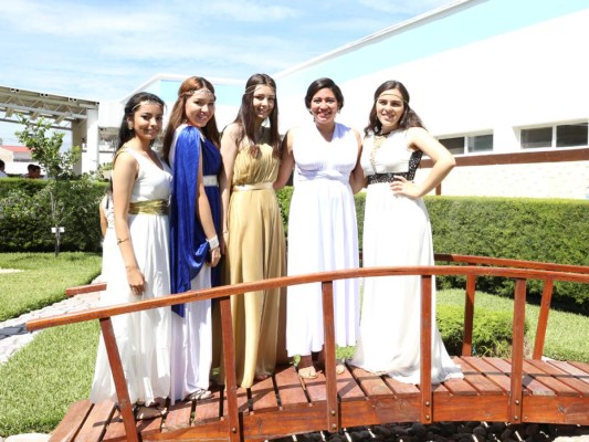 Macris School Seniors Greek Day