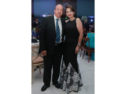 La boda de Angelamaría Fajardo y Jonathan Andonie