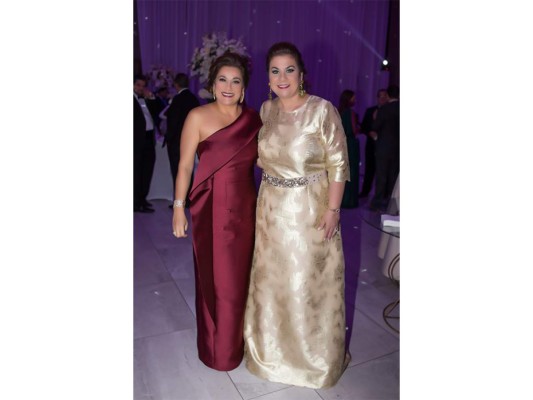 Guillermo Orellana y Giordanna Kafati festejan su boda