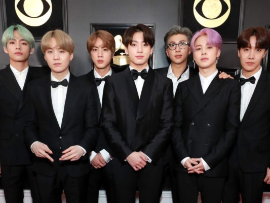 Parece que tomar la decisión de apuntar por el mercado internacional fue la correcta. Los chicos de BTS se han posicionado en el tercer lugar de la lista de los más escuchados en Spotify gracias a sus sencillos Butter y Permission to dance.