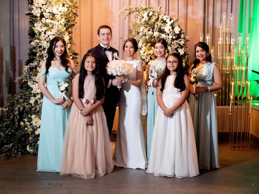 La boda de Alejandra Velásquez y Alejandro Hernández
