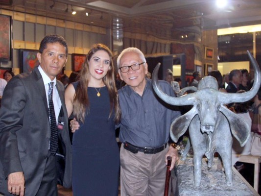 Isidro Con Wong abre galería en Multiplaza Escazú