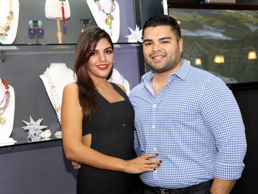 Rodolfo Lugo abre sus puertas en Tegucigalpa