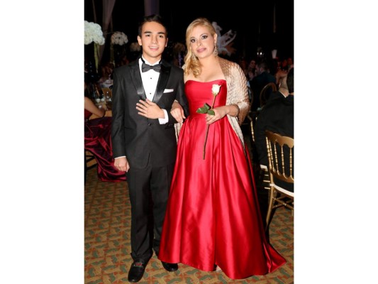 Desfile de los Seniors 2017 Del Campo International School