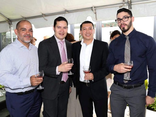 Inauguración de la sala de ventas Condominios Manzano
