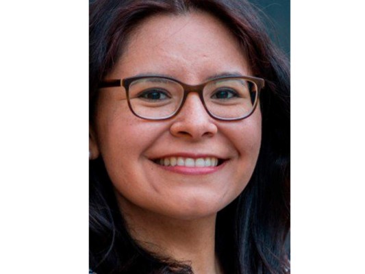 Silvia Caballero<br/>Microbióloga e inmunóloga peruana, ha hecho asombrosos aportes contra el combate de las infecciones bacterianas.<br/>