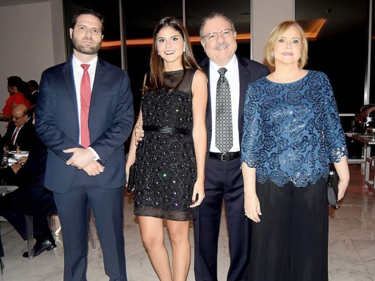 Roberto Facusse y Sophie Andonie se casan