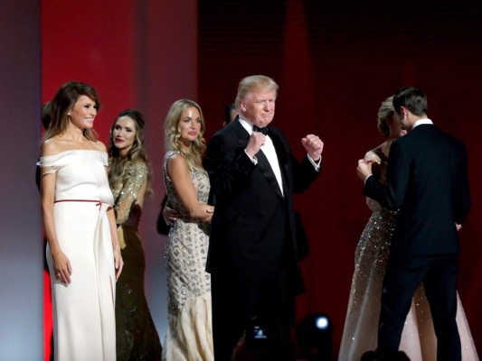 Noche de estrellas en el baile inaugural del nuevo presidente de USA