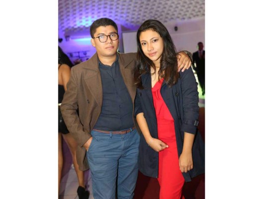 Los quince años de Abigail Andino Espinosa