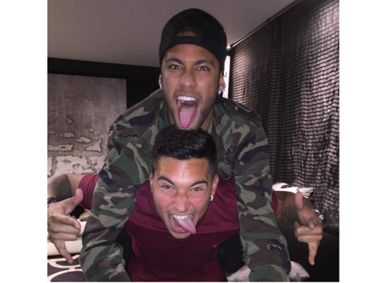 Así celebró Neymar Jr. su cumpleaños