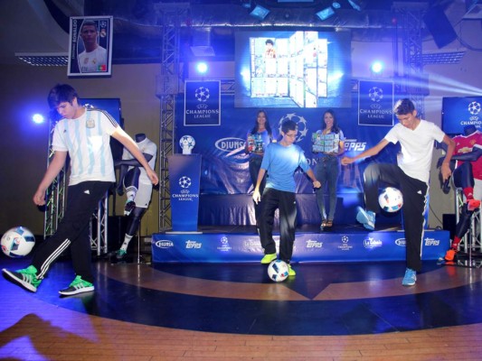 Presentan álbum de la UEFA Champions League