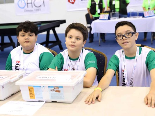 II Olimpiada Nacional de Robótica en Unitec