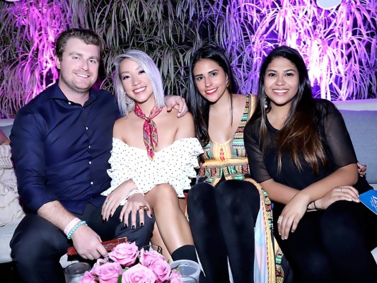 Invitados a BAC Credomatic Estilo Pink Party en 2018