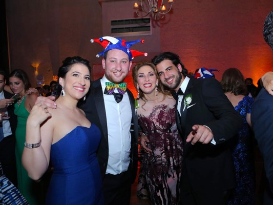 Elegante fiesta nupcial para Sofia Barletta y Jorge Vitanza