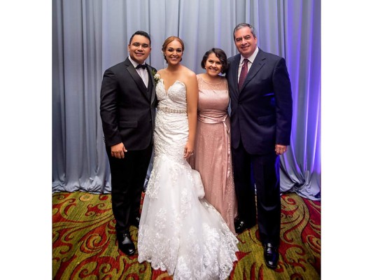 La boda de Leonor Ivette Ortega y Fernando Antonio Aguilar