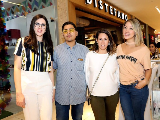 Paola Chinchilla, Jeyson García, Gabby Cantero y Loany Ham