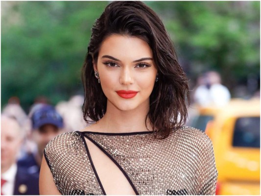 Más allá del faux pas de Kylie al agregar nueces a su exfoliante, Kendall tiene una razón de peso para no arriesgarse ni con los productos de su hermana, ni con cualquier otro.