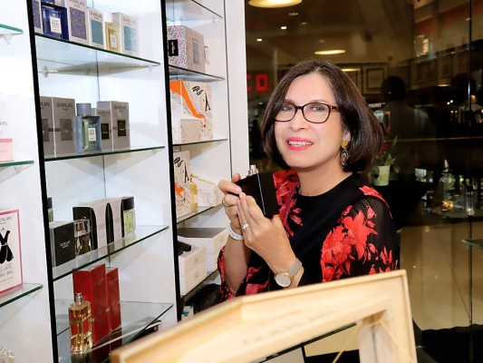 Inauguración de Danaé Perfumería