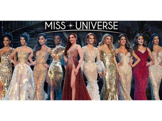 El top 10 procedió a desfilar en sus vestidos de noche.