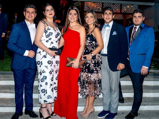 Emilio Perez, Amanda Sabillon, Mariana Larach, Leyla Faraj, Nicolas Kafati y Samir López.