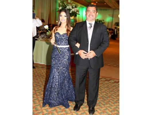Andrea y Ronsbinghm Montes