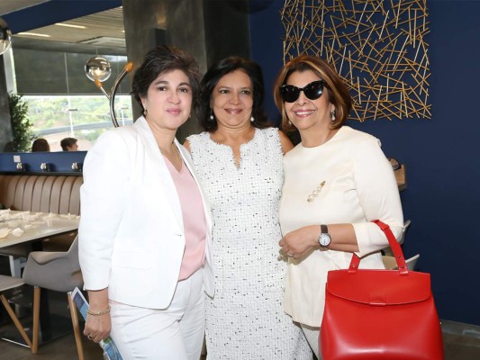 White Lunch para apoyar a Hogares CREA