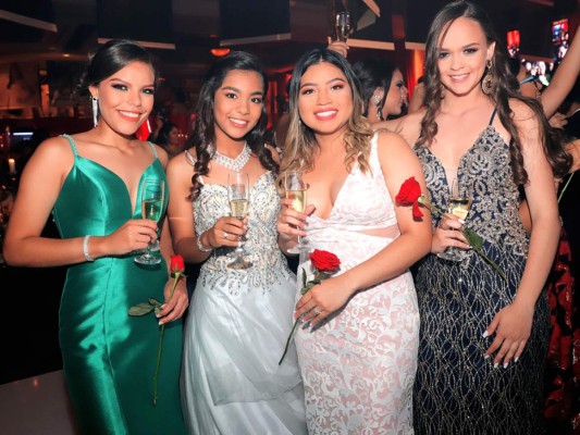 Red Carpet: Prom de los Seniors 2019 de La Estancia School