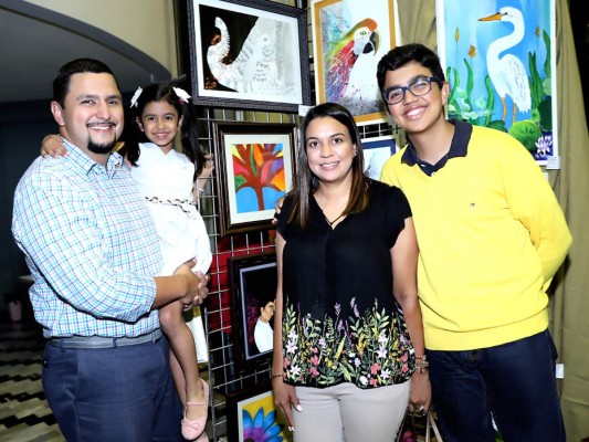 Ficensa presenta Arte en Navidad