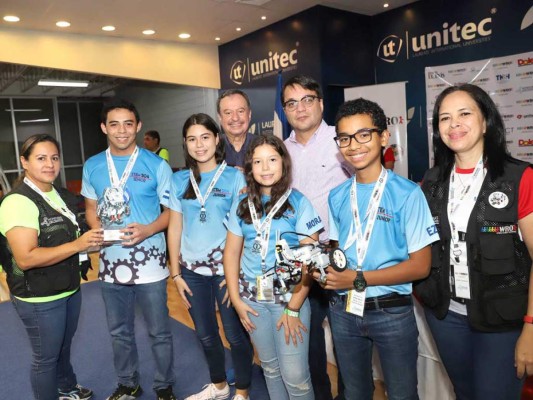II Olimpiada Nacional de Robótica en Unitec