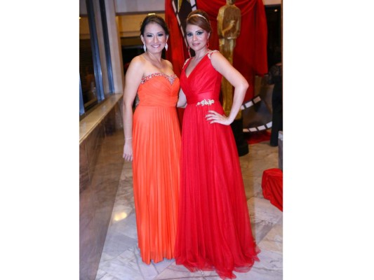 Mayan School celebra su prom al estilo los Oscar