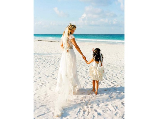 15 detalles que no pueden faltar en una boda en la playa