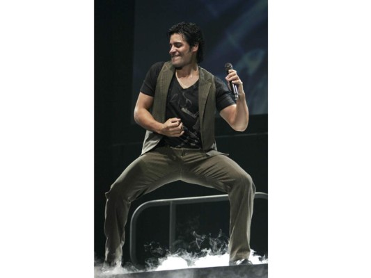 Las fotos más sexy's de Chayanne