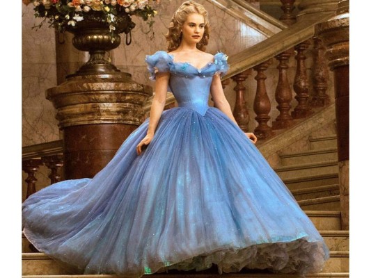 3. Posteriormente en 2015, se convirtió en una princesa, dando vida a “Cenicienta” en la versión live action de la popular película de Disney.<br/>