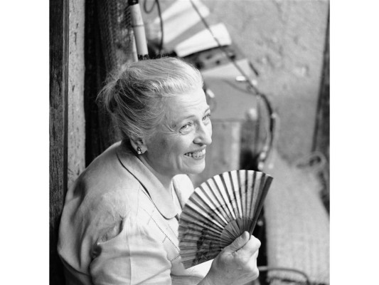 Pearl S. Buck<br/>Esta escritora recibió el premio Nobel de Literatura por sus descripciones certeras sobre la vida rural en China. Algunas de sus obras más exitosas son La Buena Tierra e Hijos.<br/>