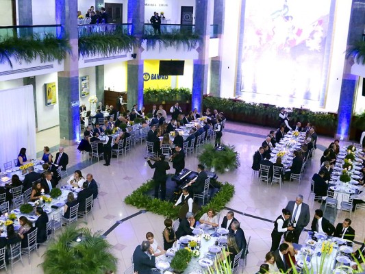 Asi celebró BANPAIS sus 25 años de fundación  