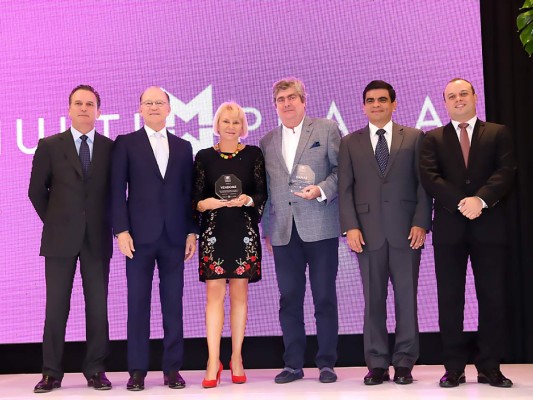 Alberto, Ricardo Poma, Marianne Cadario, Patrice Blois, Rafael Menéndez y Carlos Alvarado (fotografías: Hector Hernández)