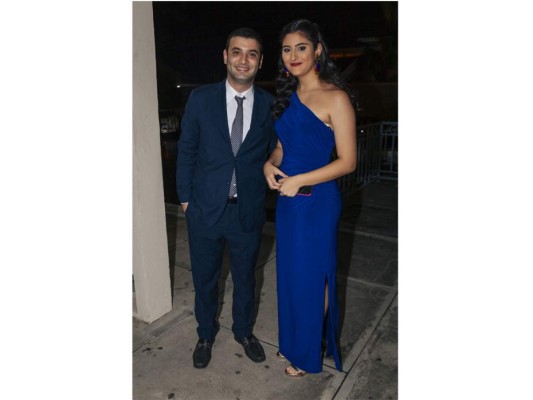Adrian y Cristina Larach.