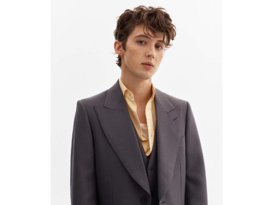 17. Troye Sivan.