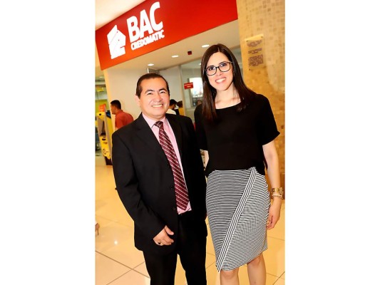 Gran Inauguración de Auto Bancos SA