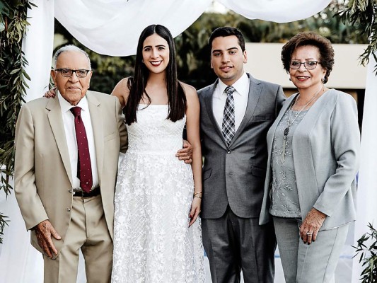 Boda civil de Ramón Cerrato y Abril Young  