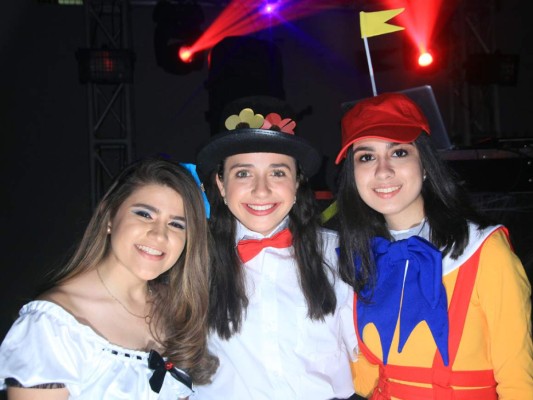 Senior Halloween Party de la Escuela Internacional Sampedrana