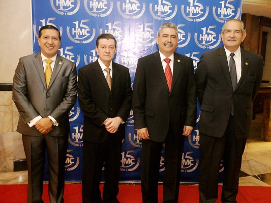 Noche de gala por el Décimo quinto aniversario del Medical Center